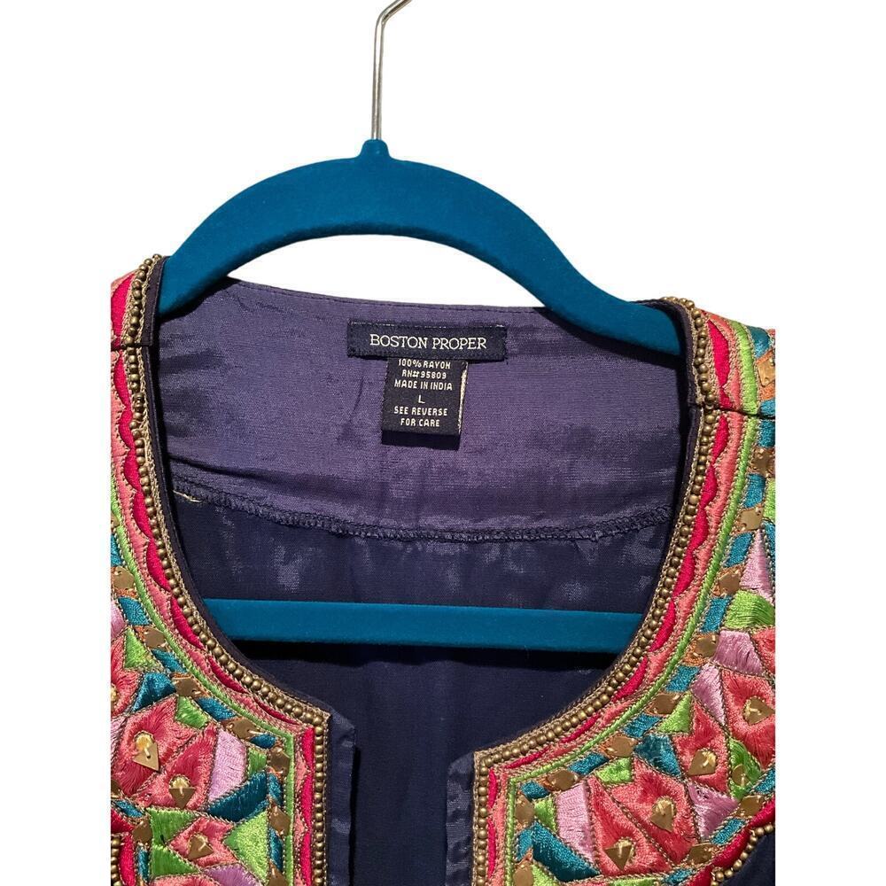 Boston Proper Blouse Top Women Size L Blue Embroidered Long Sleeve Plunge V-Neck - Picture 3 of 4